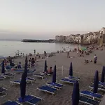 Santa Barbara تْشيفالو