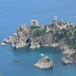 Santa Barbara * تْشيفالو