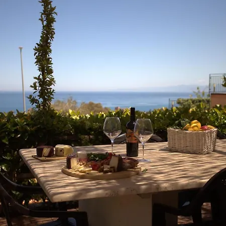 Apartman Santa Barbara *