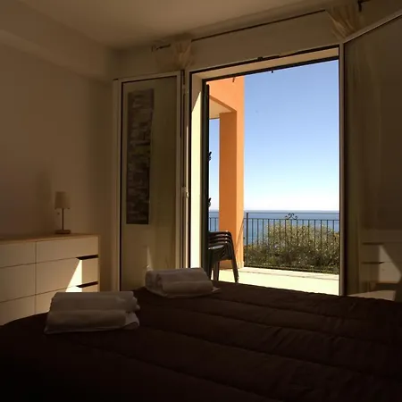 Santa Barbara Apartment Cefalu