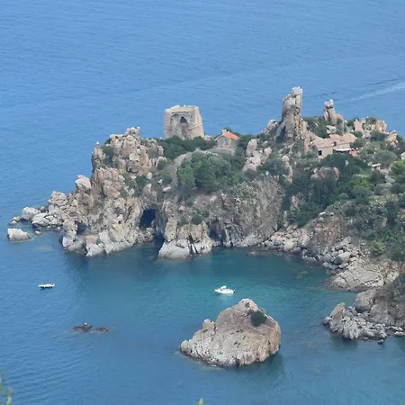 Santa Barbara * Cefalu