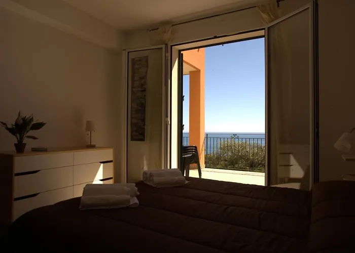 Santa Barbara 아파트 체팔루