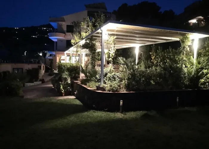 Santa Barbara 아파트 *