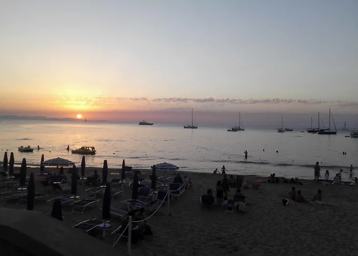 Santa Barbara 아파트